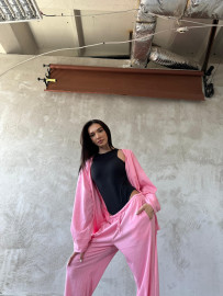 Fly pink kimono