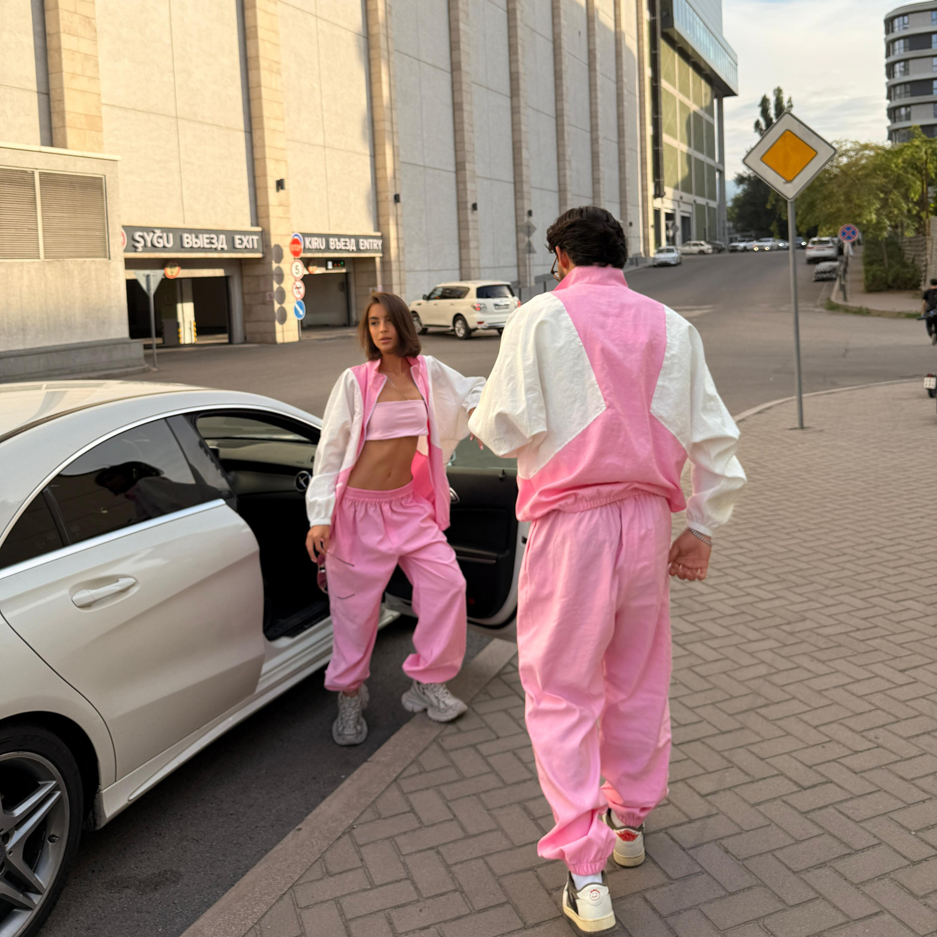 pink club retro lavers