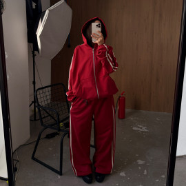 red heavy set