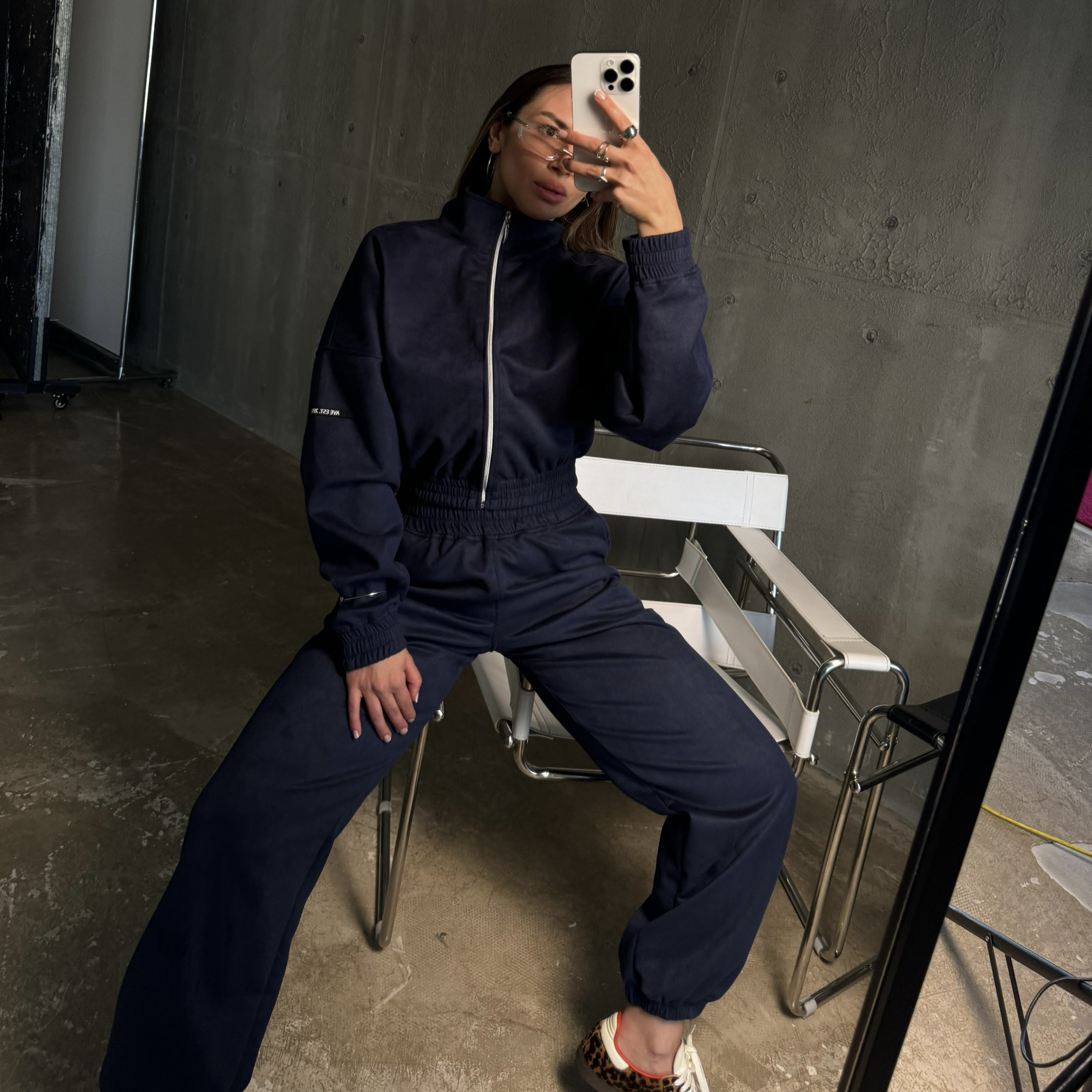 Dark blue premium velour crop zip set