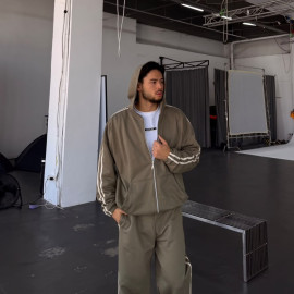 khaki heavy set
