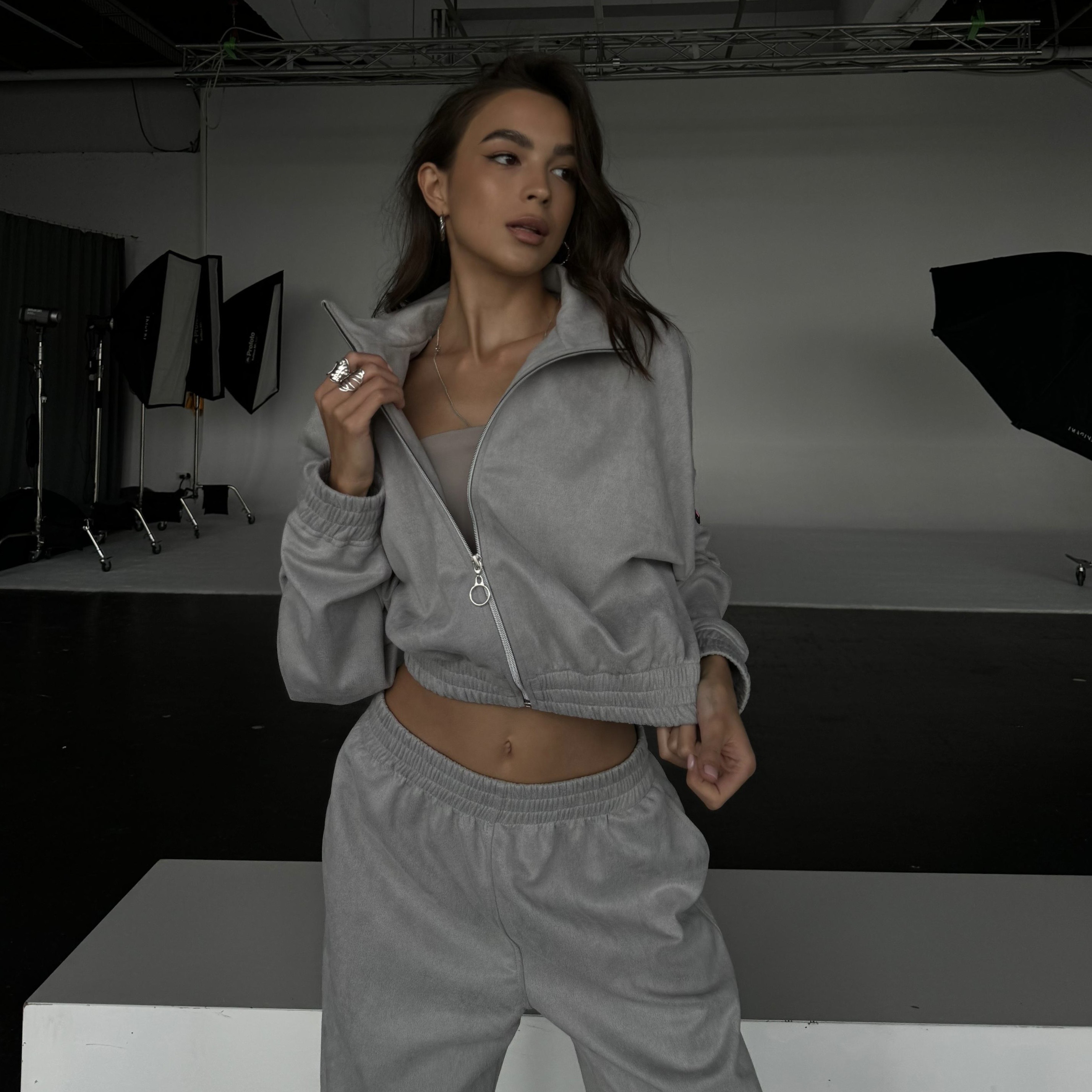 Volcanic gray premium velour crop zip set