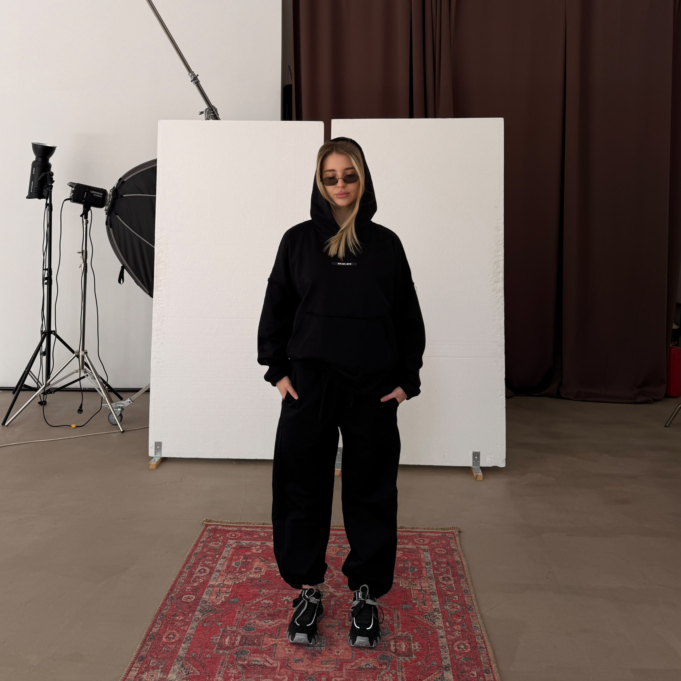 black dune set