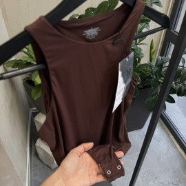 Brown body
