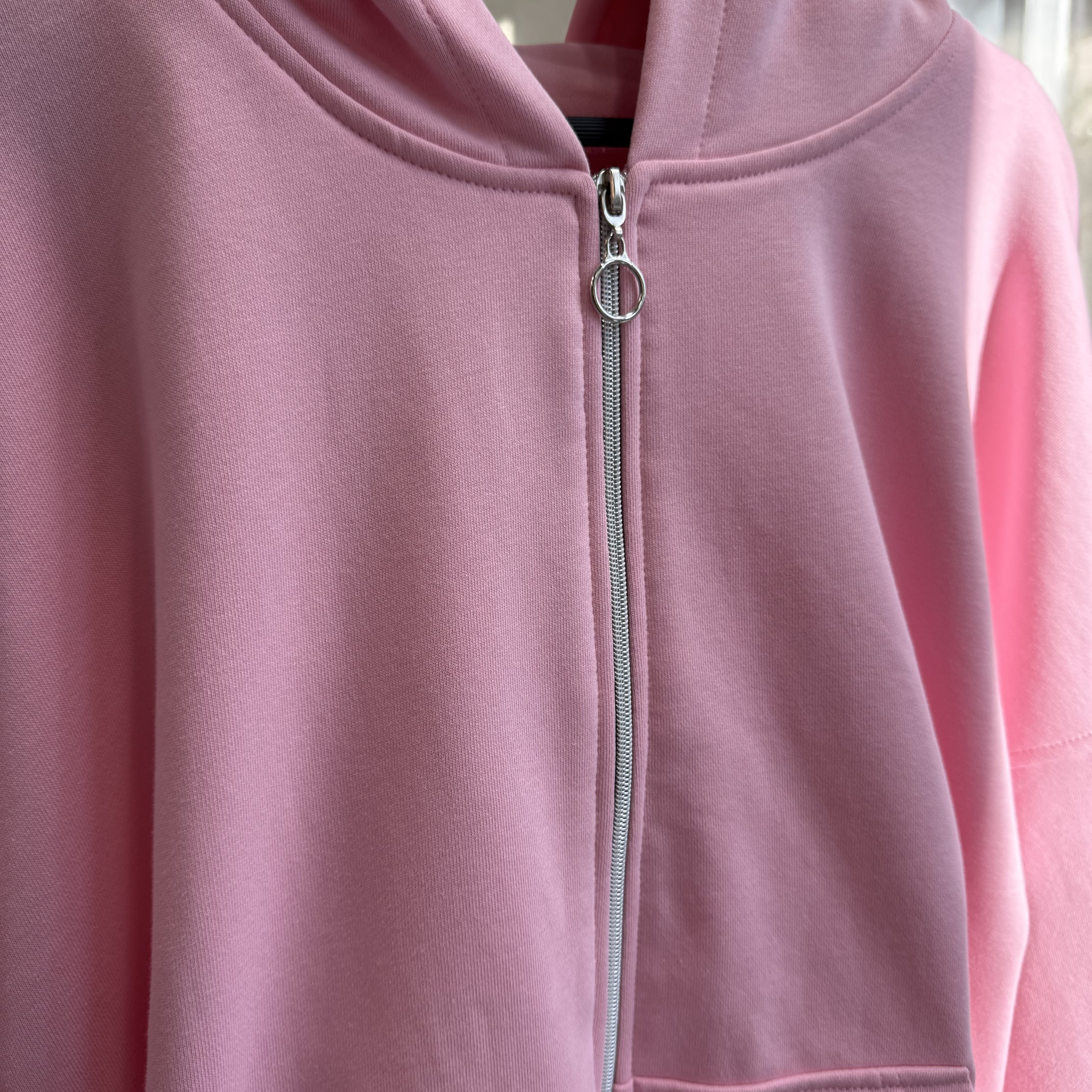 Demi-zip hoodie “zefir”